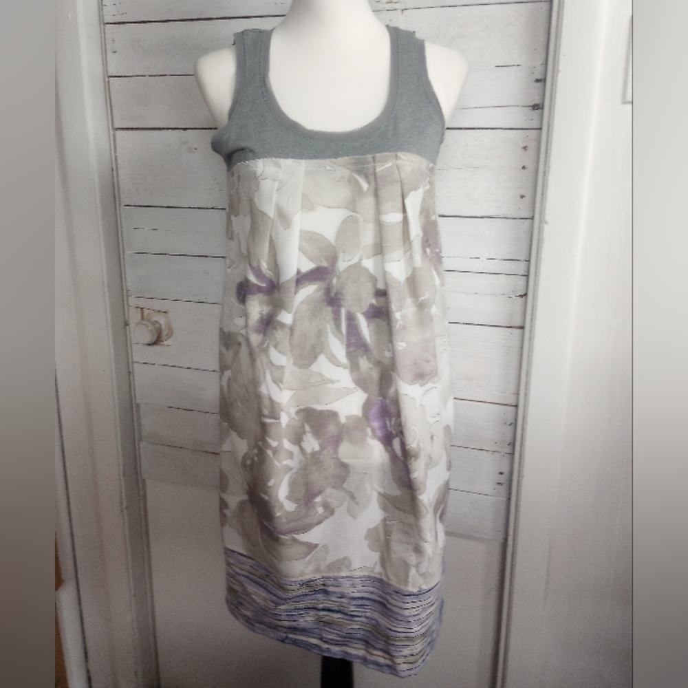 Simply Vera Vera Wang Gray Floral Dress Size Small Spring Summer Casual Shift